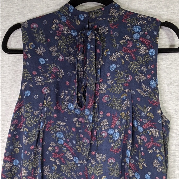 BCBGeneration High Neck Floral Pleat Dress - Picture 6 of 10